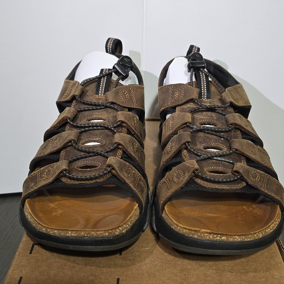 Keen Men's Dark Brown Leather Sandals - Picture 6 of 12